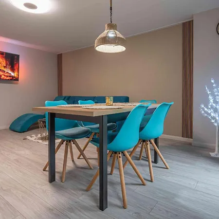 Domek alpejski Komfort Z Jacuzzi Przy Parku Zdrojowym